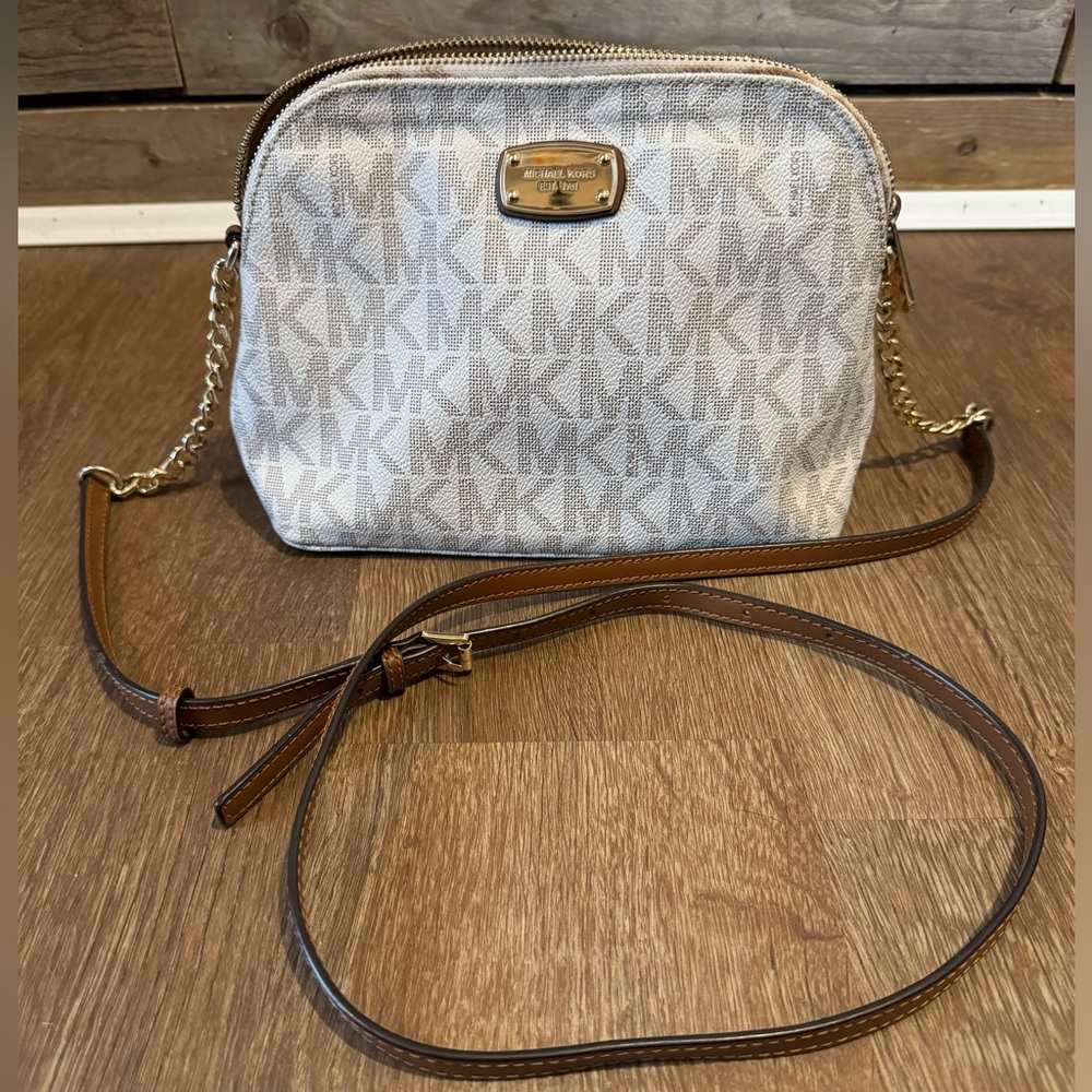 Michael Kors Crossbody Purse